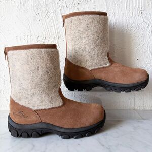 Wyoming Wear Boots Women's 9 Brown Leather Cream Fleece Cozy Cabin Winter